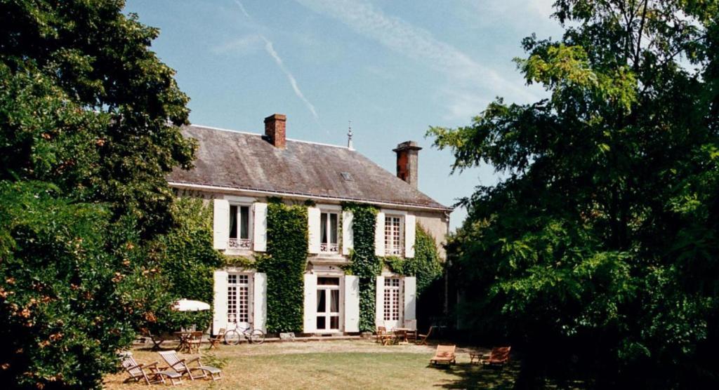Chateau De L'Abbaye - Teritoria Moreilles Exterior photo